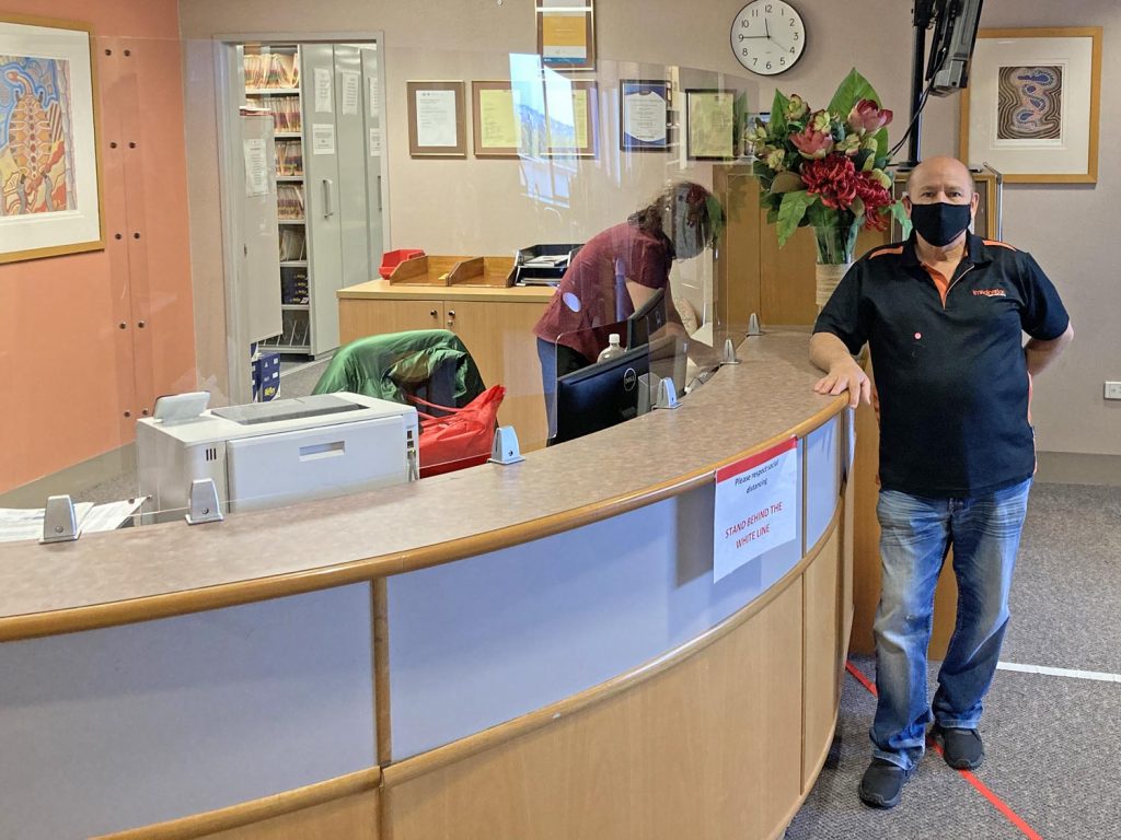 Protective Reception screen installed at Eastern Heart Clinic